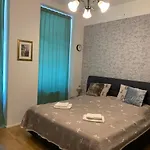 Charles Square Apartman Prága