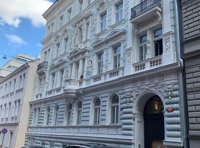 Charles Square Daire Prag