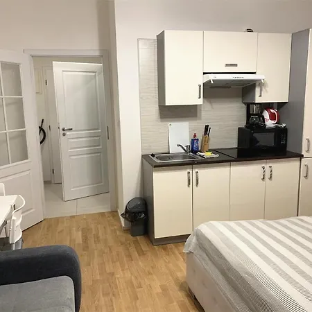 Charles Square Apartman